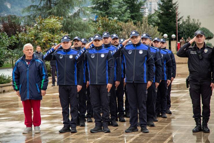 Rize’de Atatürk törenle anıldı 13