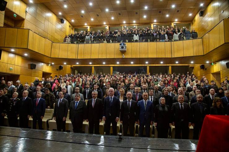 Rize’de Atatürk törenle anıldı 16