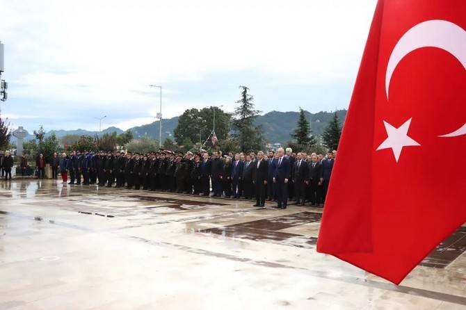 Rize’de Atatürk törenle anıldı 4