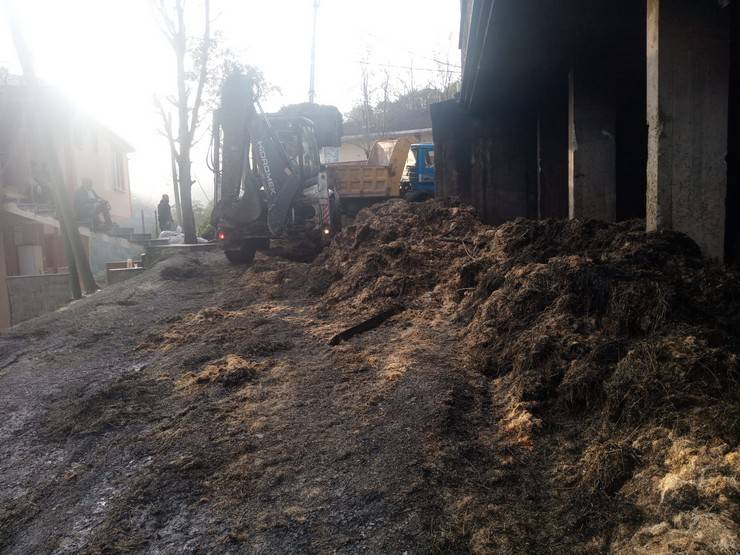 Rize’de 5 Katlı Binada Yangın 10