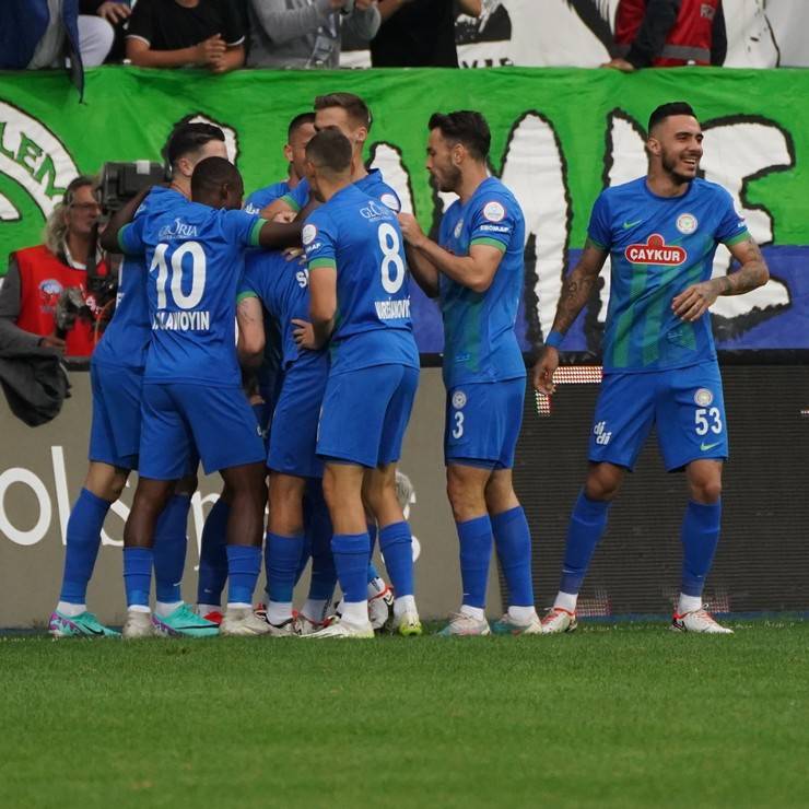 Çaykur Rizespor - İstanbulspor maçından kareler 14