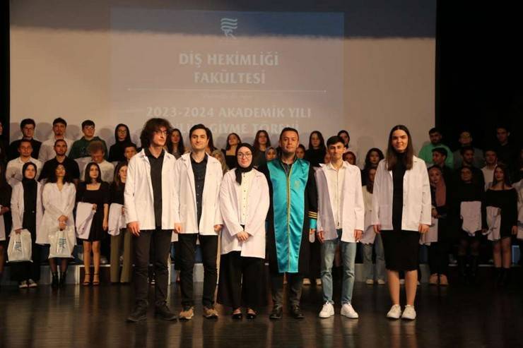 RTEÜ Diş Hekimliği Fakültesi Öğrencileri Önlüklerini Giydi 25