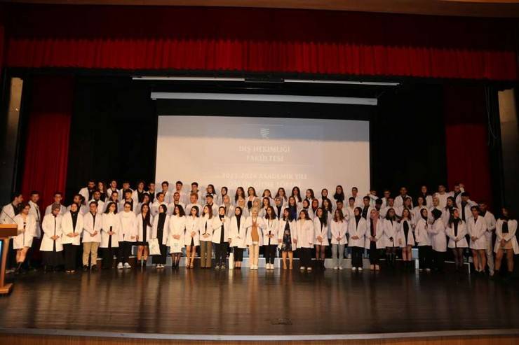 RTEÜ Diş Hekimliği Fakültesi Öğrencileri Önlüklerini Giydi 28