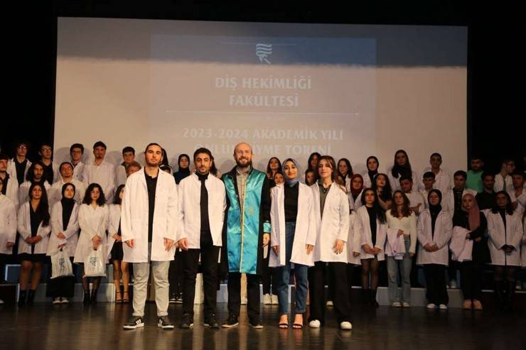 RTEÜ Diş Hekimliği Fakültesi Öğrencileri Önlüklerini Giydi 7