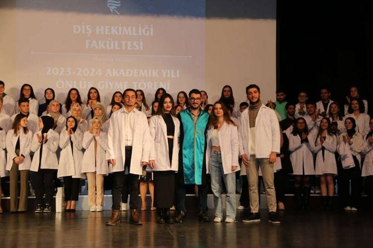 RTEÜ Diş Hekimliği Fakültesi Öğrencileri Önlüklerini Giydi 9