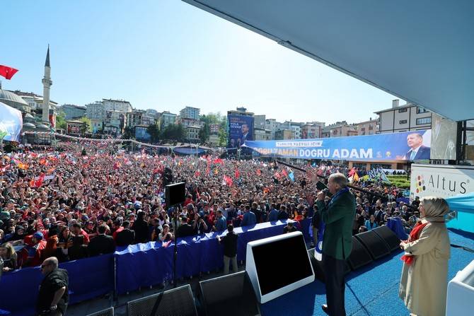 Cumhurbaşkanı Erdoğan Rize'de 40