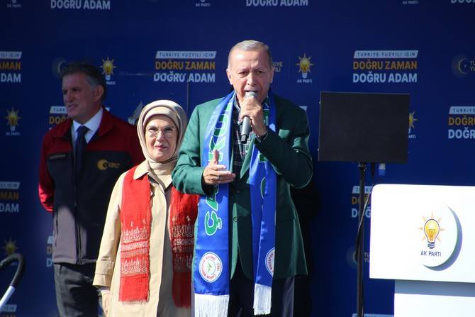 Cumhurbaşkanı Erdoğan Rize'de 48