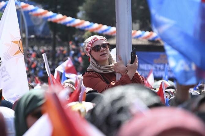 Cumhurbaşkanı Erdoğan Rize'de 73