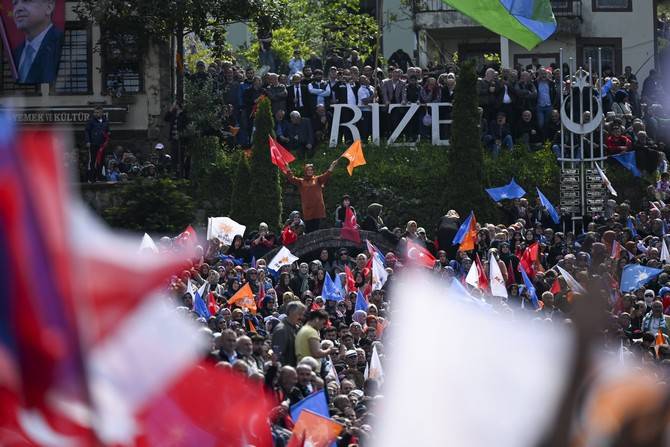 Cumhurbaşkanı Erdoğan Rize'de 76
