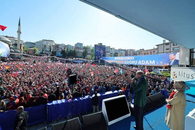 Cumhurbaşkanı Erdoğan Rize'de 8