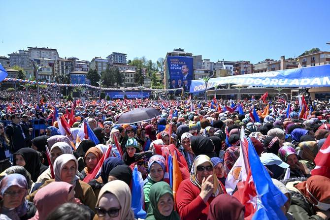 Cumhurbaşkanı Erdoğan Rize'de 80