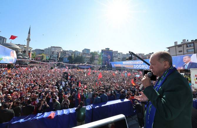 Cumhurbaşkanı Erdoğan Rize'de 9