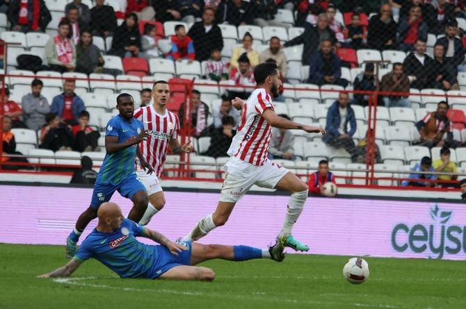 Bitexen Antalyaspor - Çaykur Rizespor maçından kareler 34