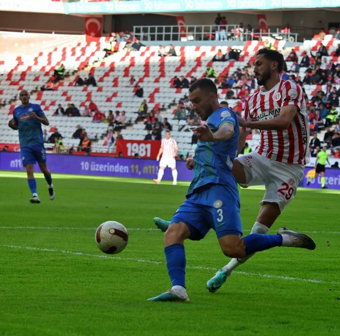 Bitexen Antalyaspor - Çaykur Rizespor maçından kareler 38