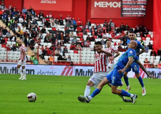 Bitexen Antalyaspor - Çaykur Rizespor maçından kareler 41