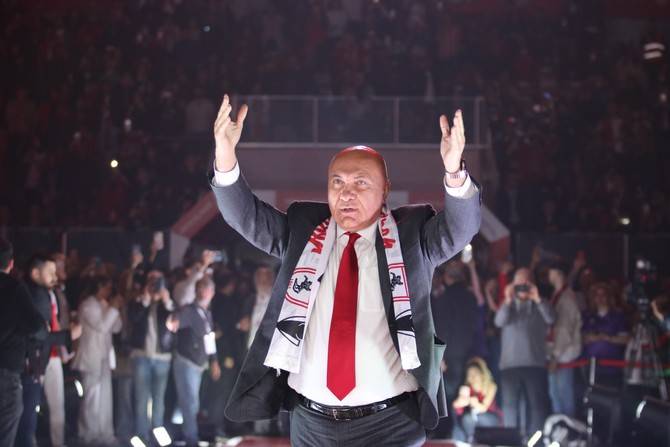 Süper Lig'e yükselen Samsunspor kupasını aldı 23