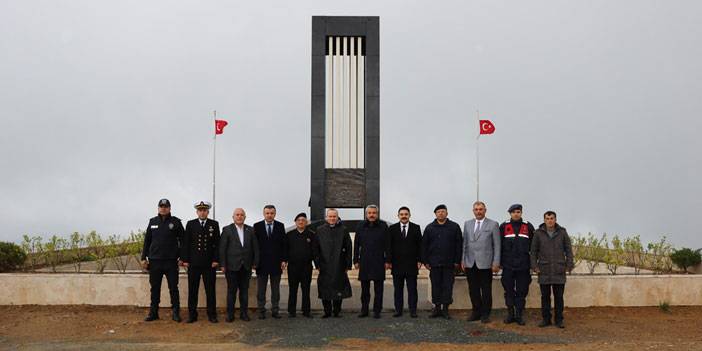 Vali Baydaş, Şehitlik Anıtı Alanında İncelemelerde Bulundu
