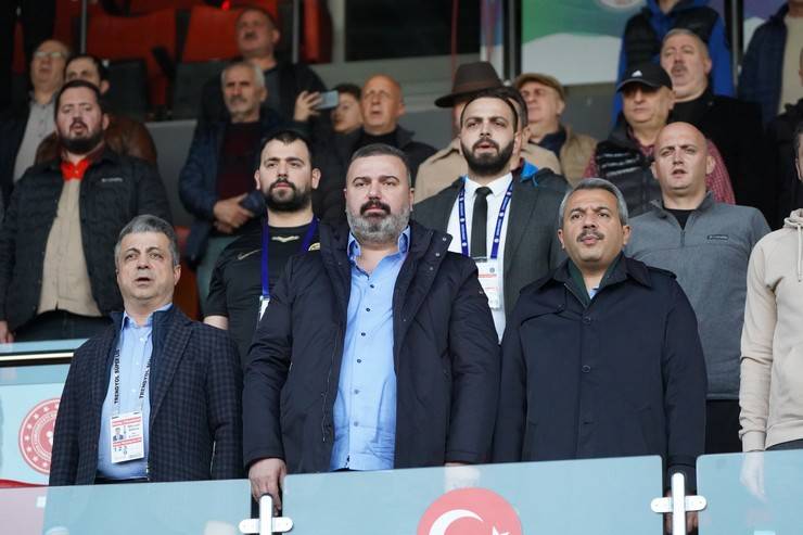 Çaykur Rizespor - RAMS Başakşehir maçından kareler 3