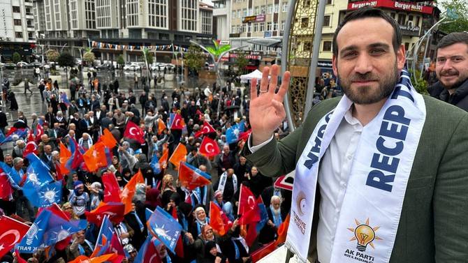 AK Parti’den Rize’de Coşkulu Sevgi Yürüyüşü 23