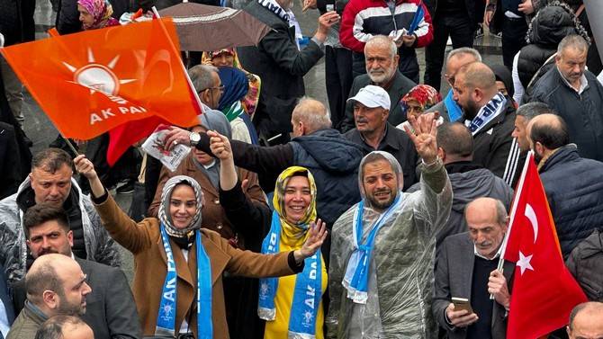 AK Parti’den Rize’de Coşkulu Sevgi Yürüyüşü 29