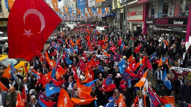 AK Parti’den Rize’de Coşkulu Sevgi Yürüyüşü 63