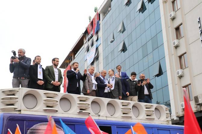 AK Parti’den Rize’de Coşkulu Sevgi Yürüyüşü 66