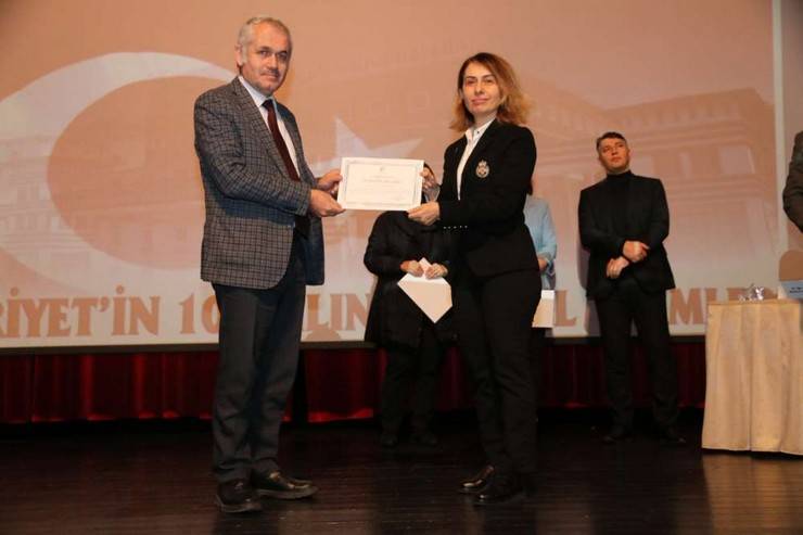RTEÜ'de Cumhuriyet’in 100. Yılında Temel Bilimler Paneli Gerçekleştirildi 15