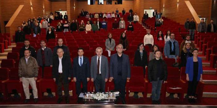 RTEÜ'de Cumhuriyet’in 100. Yılında Temel Bilimler Paneli Gerçekleştirildi