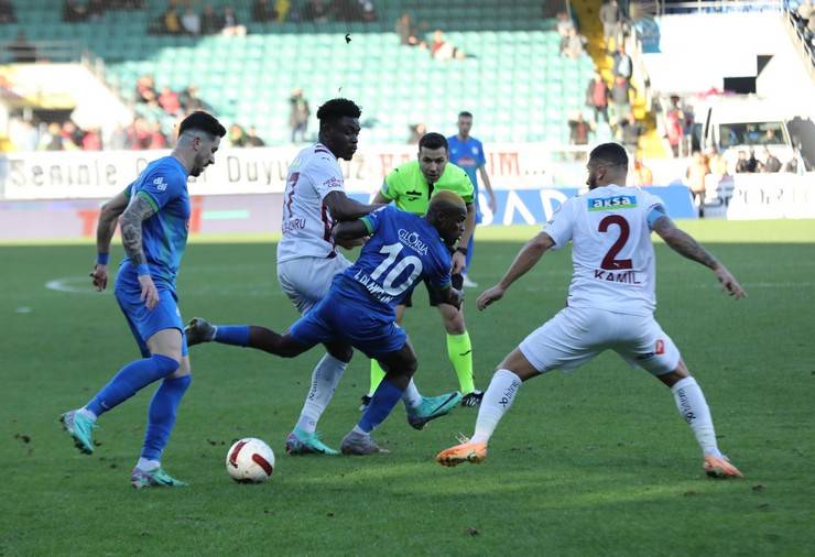 Çaykur Rizespor - Atakaş Hatayspor Maçından kareler 37