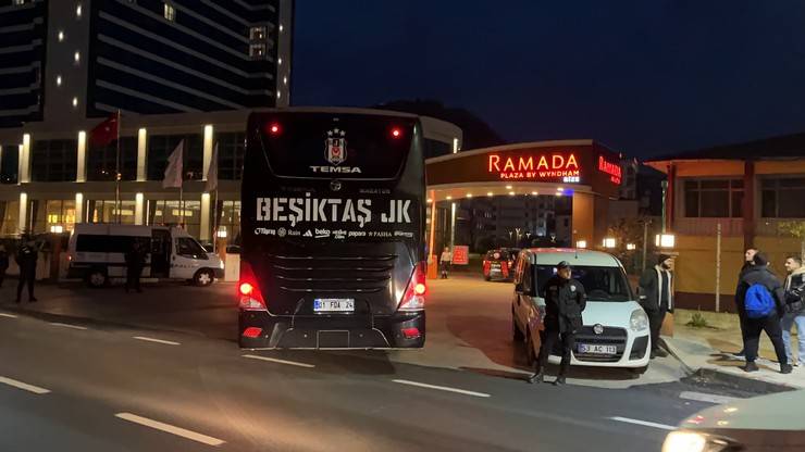 Beşiktaş kafilesi Rize'de 7