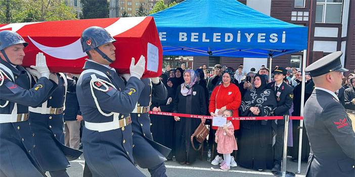 Rize’de Kalp Krizi Sonucu Hayatını Kaybeden Uzman Çavuş Kantaroğlu İçin Tören Düzenlendi
