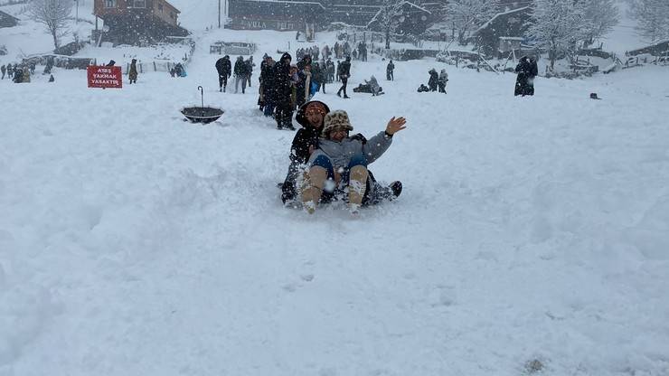 Ayder’de horonlu kar festivali 15