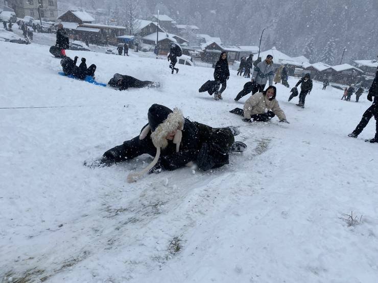 Ayder’de horonlu kar festivali 2