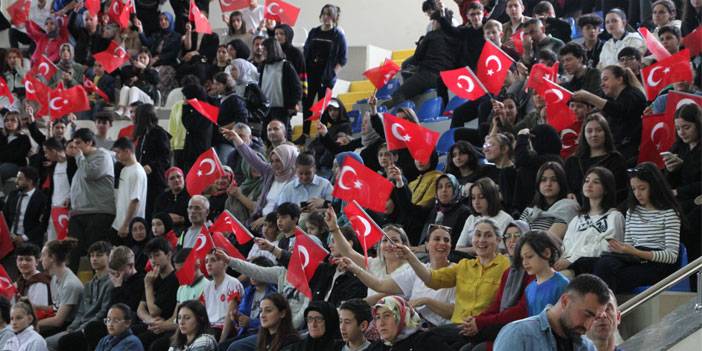 Rize’de 19 Mayıs Atatürk'ü Anma Gençlik ve Spor Bayramı coşkuyla kutlandı