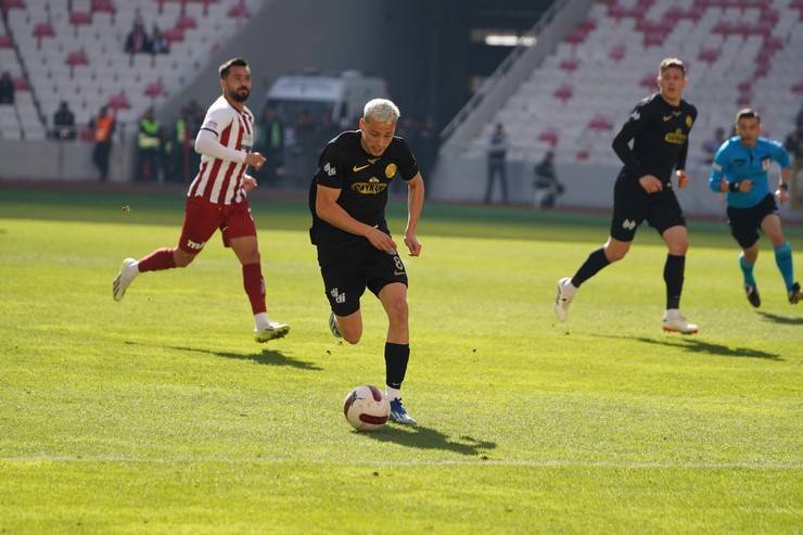 EMS Yapı Sivasspor - Çaykur Rizespor Maçından Kareler 16