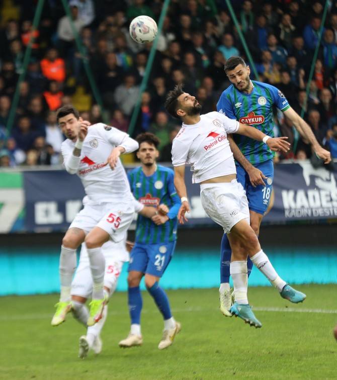 Çaykur Rizespor - Altınordu maçından kareler 10