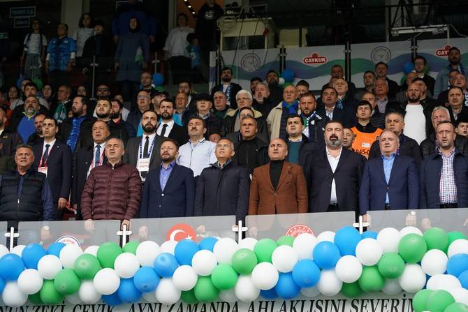 Çaykur Rizespor - Altınordu maçından kareler 2