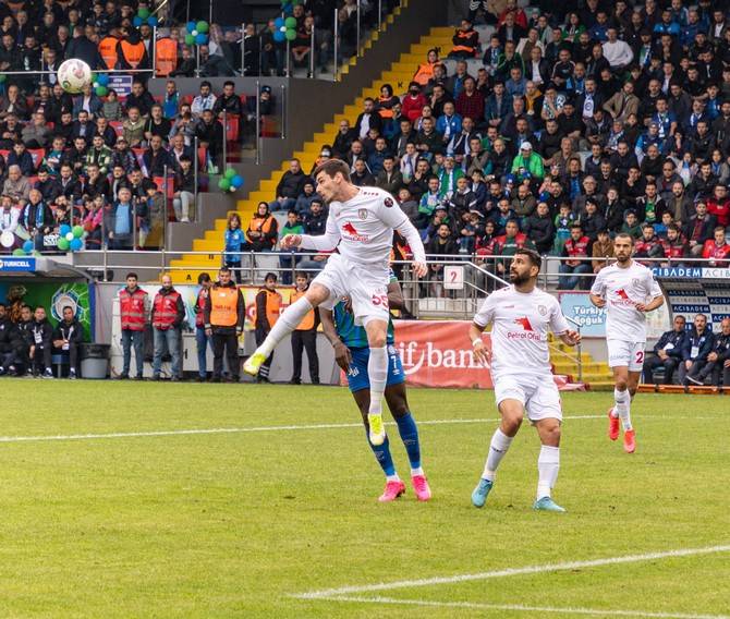 Çaykur Rizespor - Altınordu maçından kareler 44