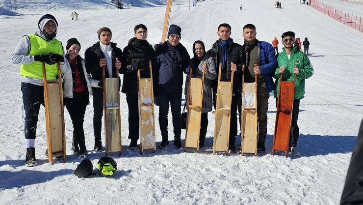 Artvin’de renkli Dağ Kızağı yarışları 12