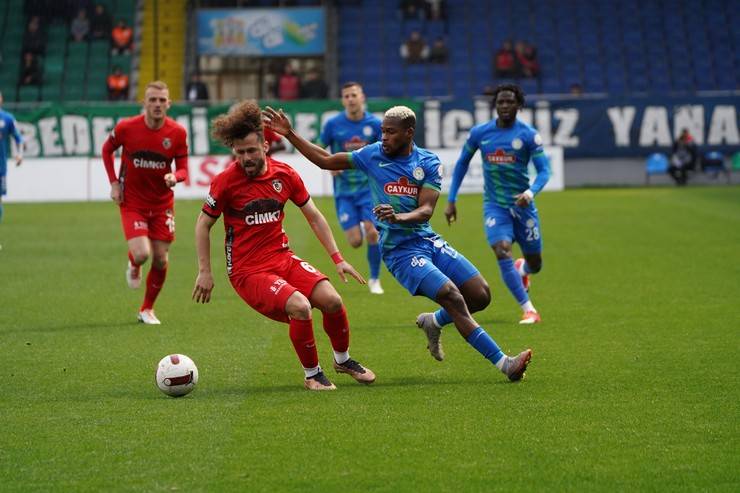 Çaykur Rizespor - Gaziantep FK maçından kareler 8