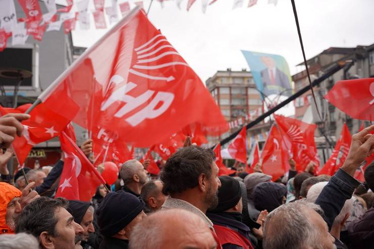 CHP Genel Başkanı Özgür Özel Rize'de 23