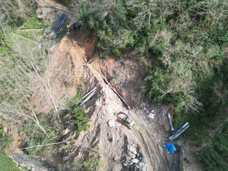 Trabzon'da içme suyu hattı çalışmasında göçük: 3 işçi öldü 24