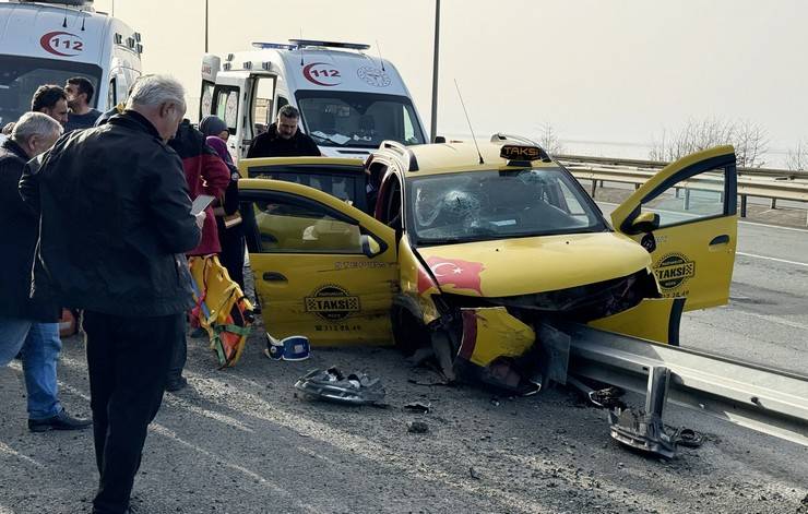 Rize’de Muhtar Okan Seymenoğlu Cenaze Dönüşü Kaza Yaptı: 4 Yaralı 26