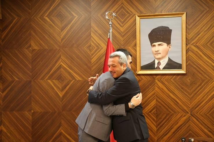 Otizmli Çocuklar Rize Valisi Baydaş’ı Ziyaret Etti 13