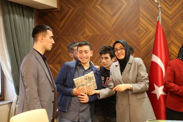 Otizmli Çocuklar Rize Valisi Baydaş’ı Ziyaret Etti 9