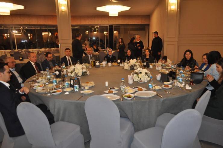 Rize Barosu Avukatlar Günü'nü İftarla Kutladı 11