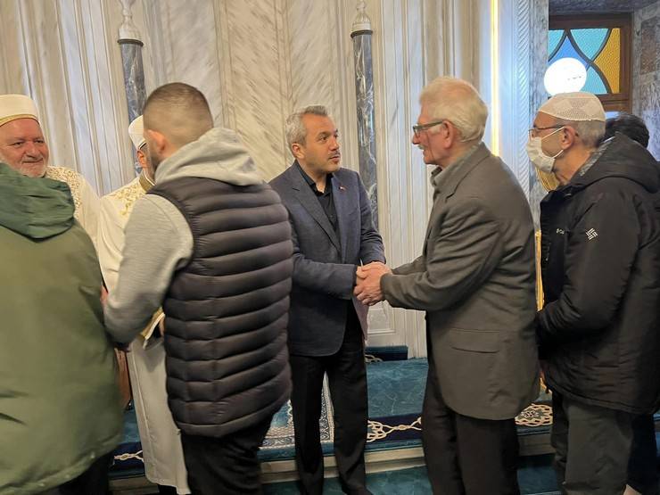 Rize’de Ramazan Bayram Namazı Eda Edildi 13