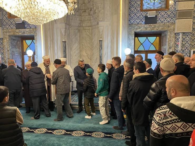 Rize’de Ramazan Bayram Namazı Eda Edildi 21