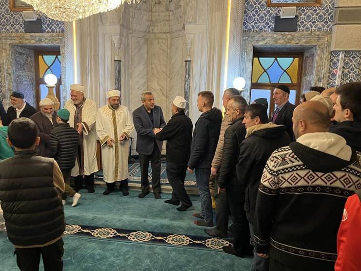 Rize’de Ramazan Bayram Namazı Eda Edildi 23