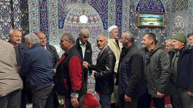 Rize’de Ramazan Bayram Namazı Eda Edildi 32